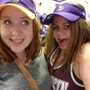 Meet your Posher, Cecelia